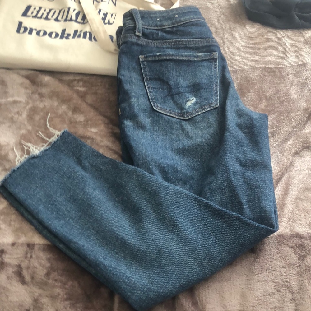 American eagle mom jeans